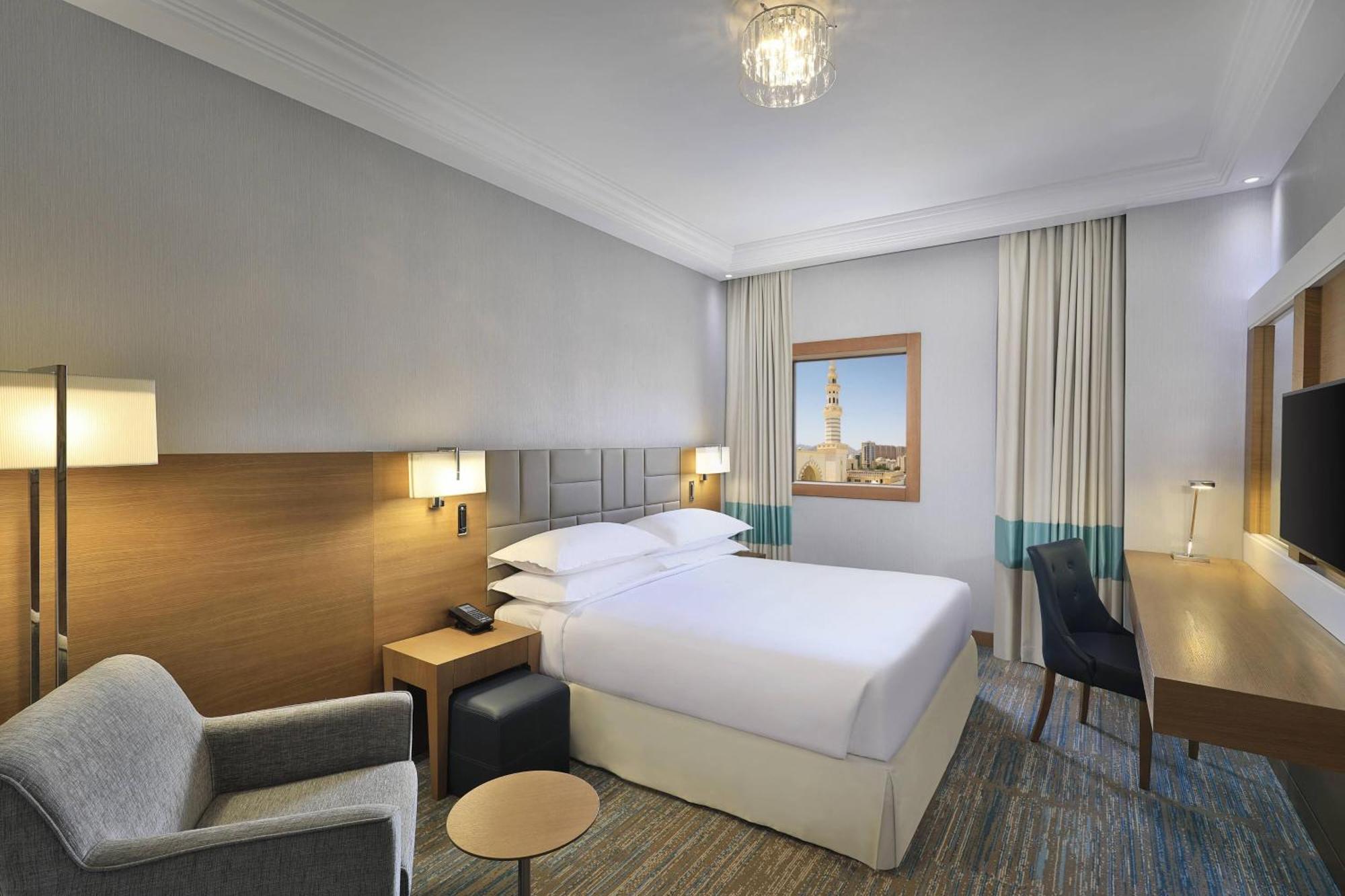 Four Points By Sheraton Makkah Al Naseem Mecca Exterior foto Room at the hotel