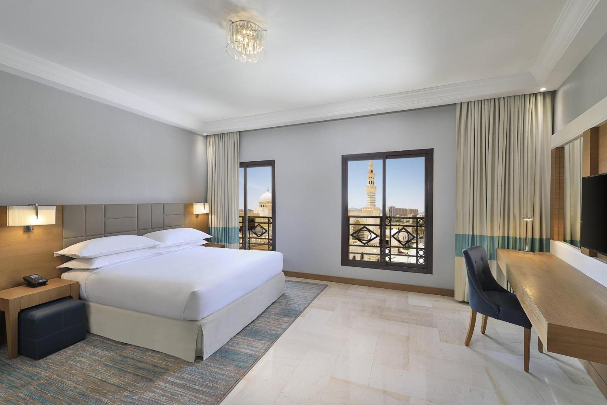 Four Points By Sheraton Makkah Al Naseem Mecca Exterior foto Room at the hotel